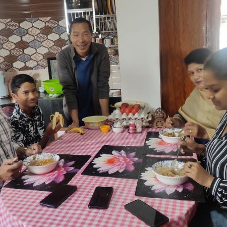 Lotus Homestay Darjeeling  Esterno foto