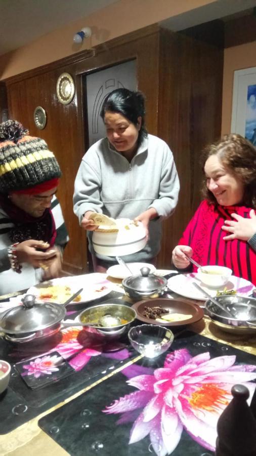 Lotus Homestay Darjeeling  Esterno foto